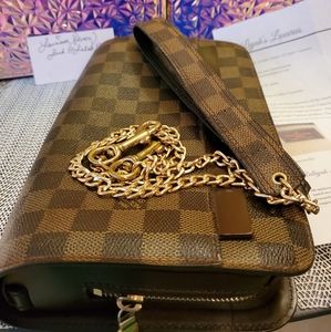 Trade: Authentic LV